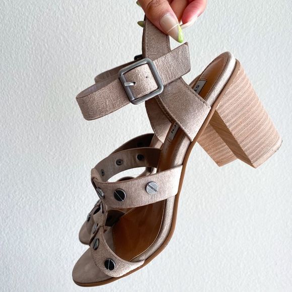 Steve Madden sandal heels - Picture 2 of 6